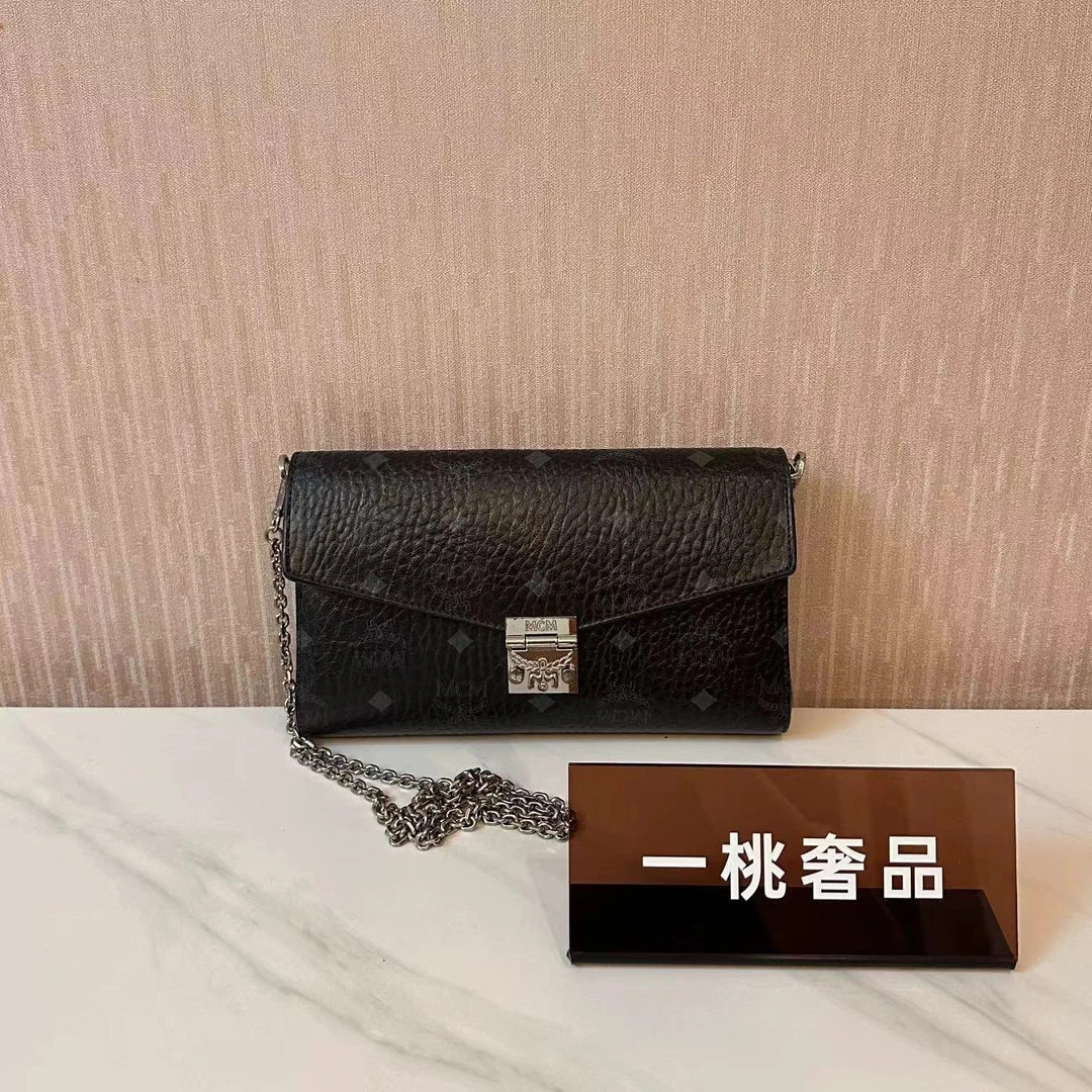 95新 MCM 一桃/MCM 黑色链条斜挎包