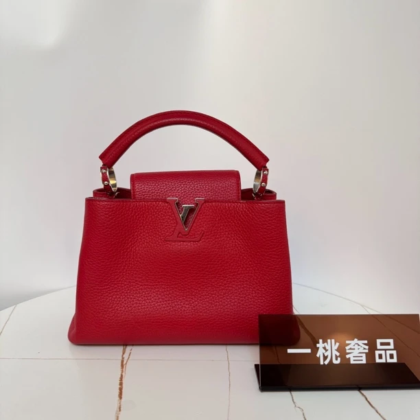 95新 LV 一桃/实际98新/lv capucines 红色手提