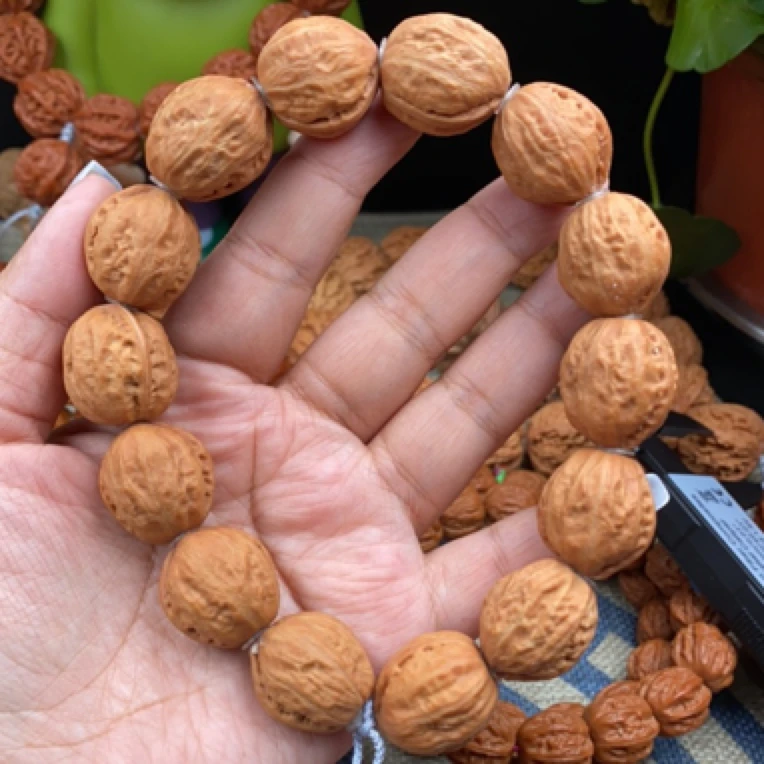 原皮白茬秋子手串21到24随机发货