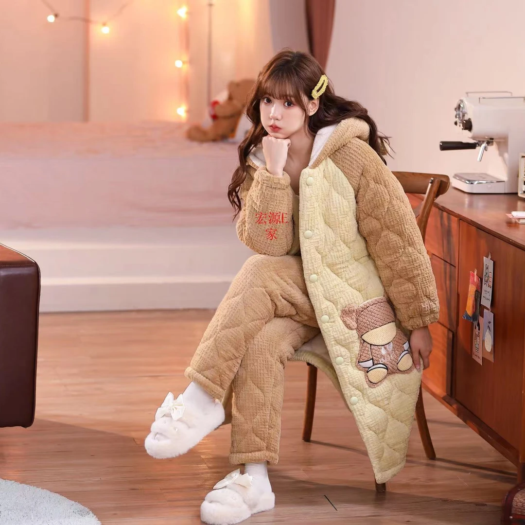 (宏源E家)冬季女士韩版轻奢口袋小熊连帽加厚睡袍（364）