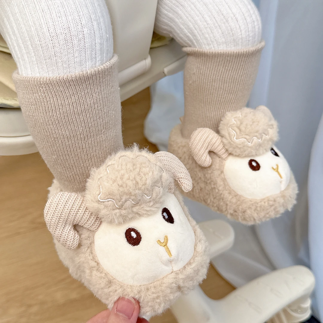 冬季0-1岁宝宝棉鞋学步婴儿鞋袜6-12个月加厚加绒保暖不掉步前鞋