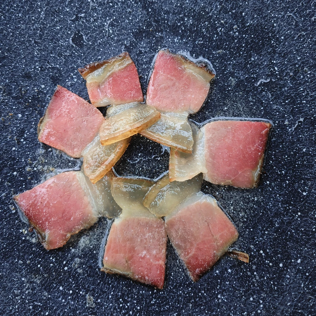 湘妹九九家土猪肉腊肉猪头皮猪蹄大肠小肠直播间现称潮汕猪肉脯