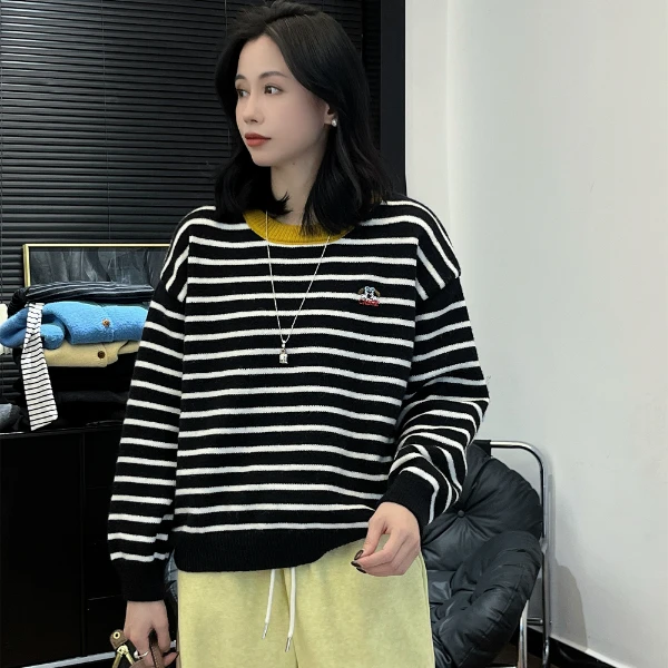 【Si&华严选】韩系撞色条纹毛衣刺绣小狗软糯针织衫打底套头上衣963
