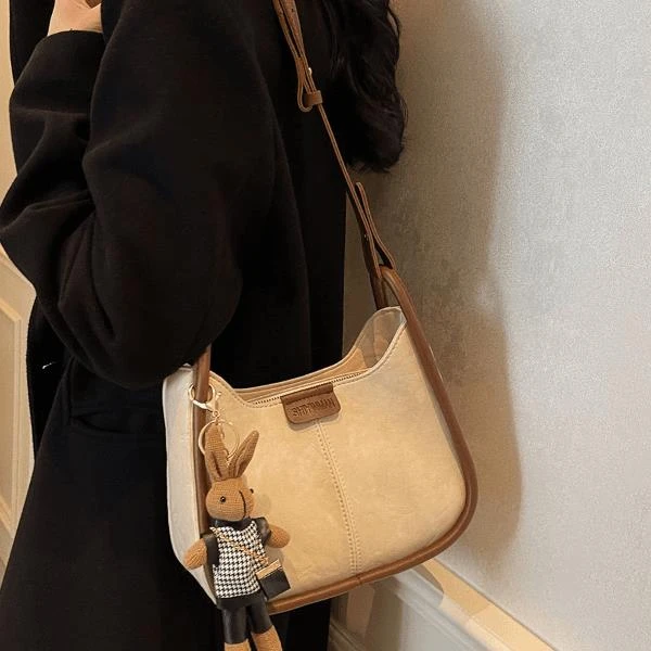 简约撞色小包包女2024秋冬新款单肩包时尚洋气百搭通勤斜挎水桶包