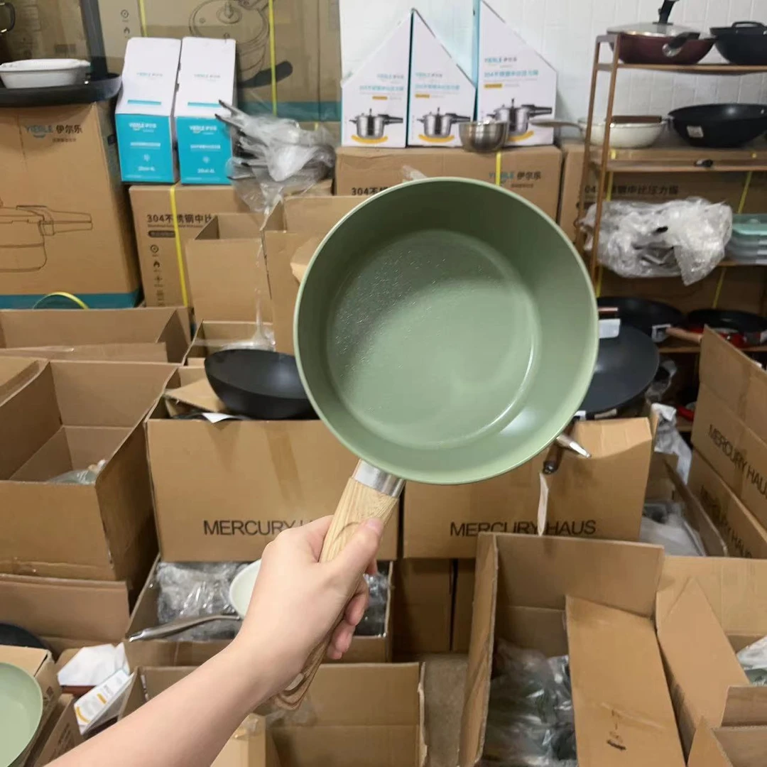微瑕品牌奶锅18cm绿铝锅