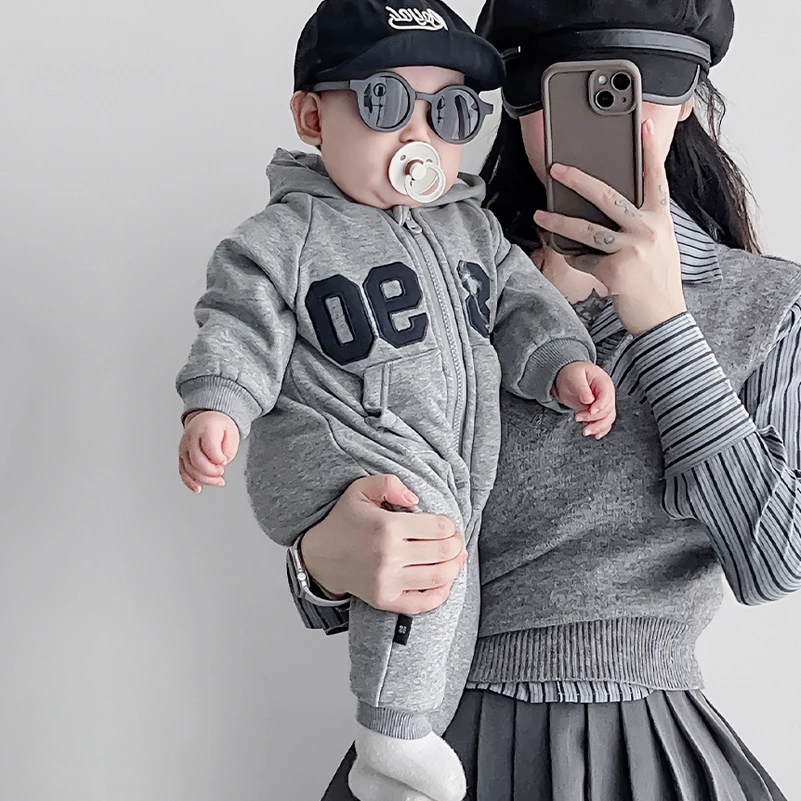 宝宝外出服秋冬款加绒加厚连体衣保暖周岁婴儿衣服连帽哈衣爬爬服