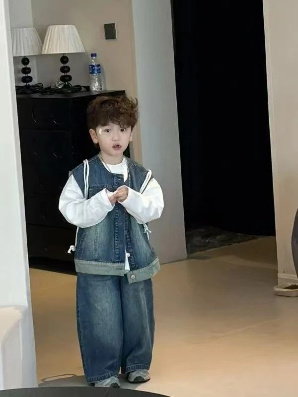 男童马甲套装春秋新款儿童时髦宽松洋气牛仔裤小男孩坎肩两件套潮