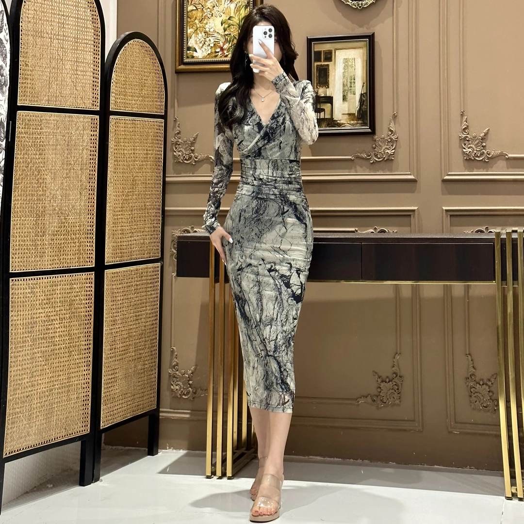 2025春夏款网纱轻奢V领长袖花色印花显瘦修身时尚百搭连衣裙长裙