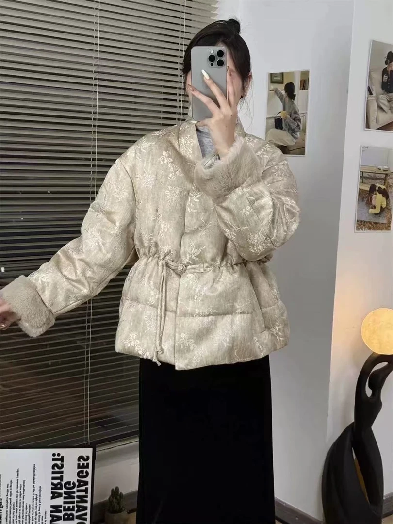 新中式国风重工刺绣v领冬季新款上衣收腰盘扣气质外套