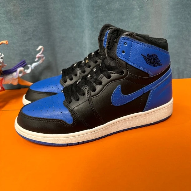 40码 AJ1皇家蓝 市价1359 无原盒 二手正常穿着