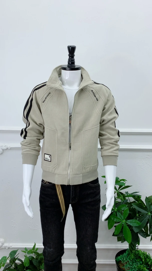 2024军绿外套欧洲站潮牌秋季翻领男装拼色夹克时尚潮流男士外套