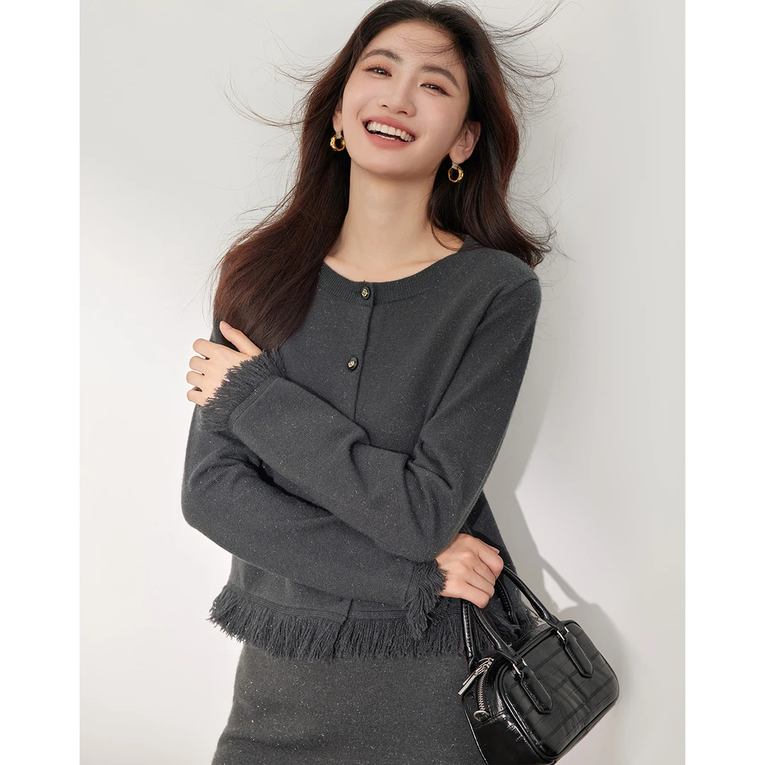 07398【大叔专享】朗文斯汀设计感流苏优雅针织衫DTYZ4509A07398