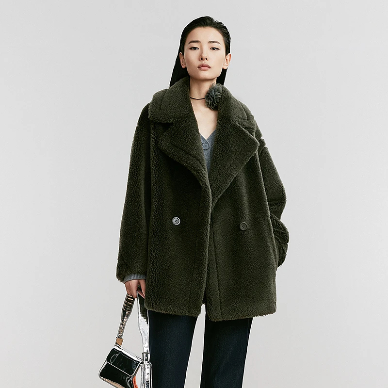 LANCY/朗姿2024冬季新款复古泰迪熊大衣女翻领短款颗粒绒外套