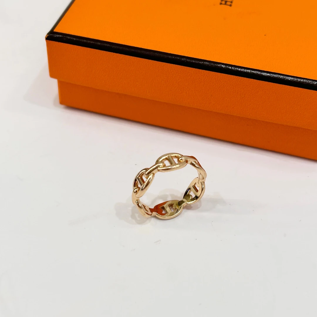 99新 Hermes/爱马仕 7姐专场/18K 猪鼻子戒指 55码 公价2万
