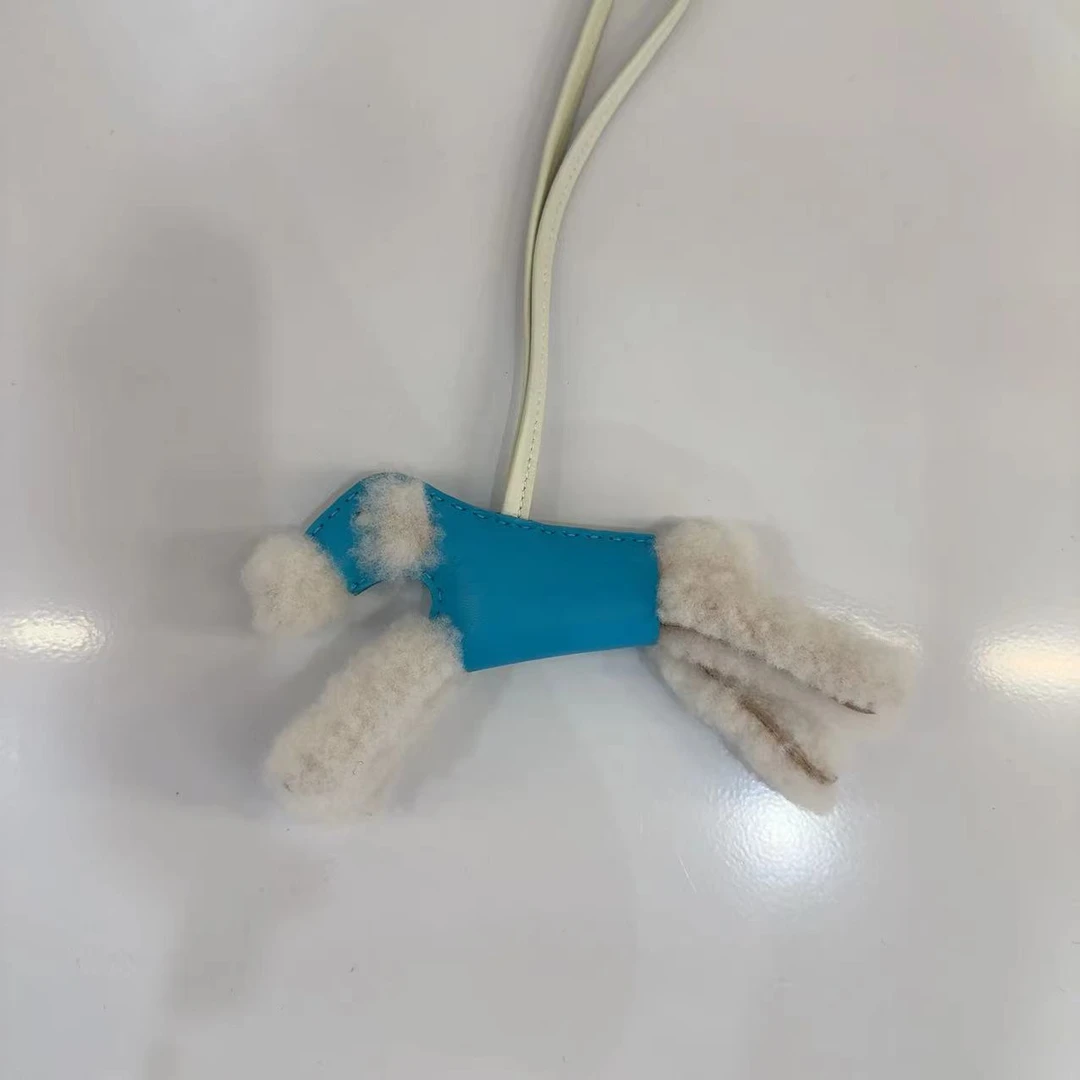 全新未使用 Hermes/爱马仕 蔚蓝/小狗挂件 贵宾犬挂件