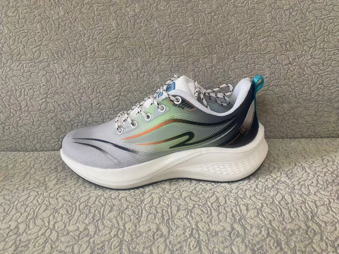 2025春夏季减震跑鞋男女鞋舒适透气训练鞋