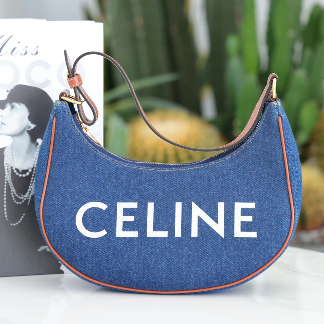 99新 Celine/思琳 豌豆月亮单肩包/JM231109004
