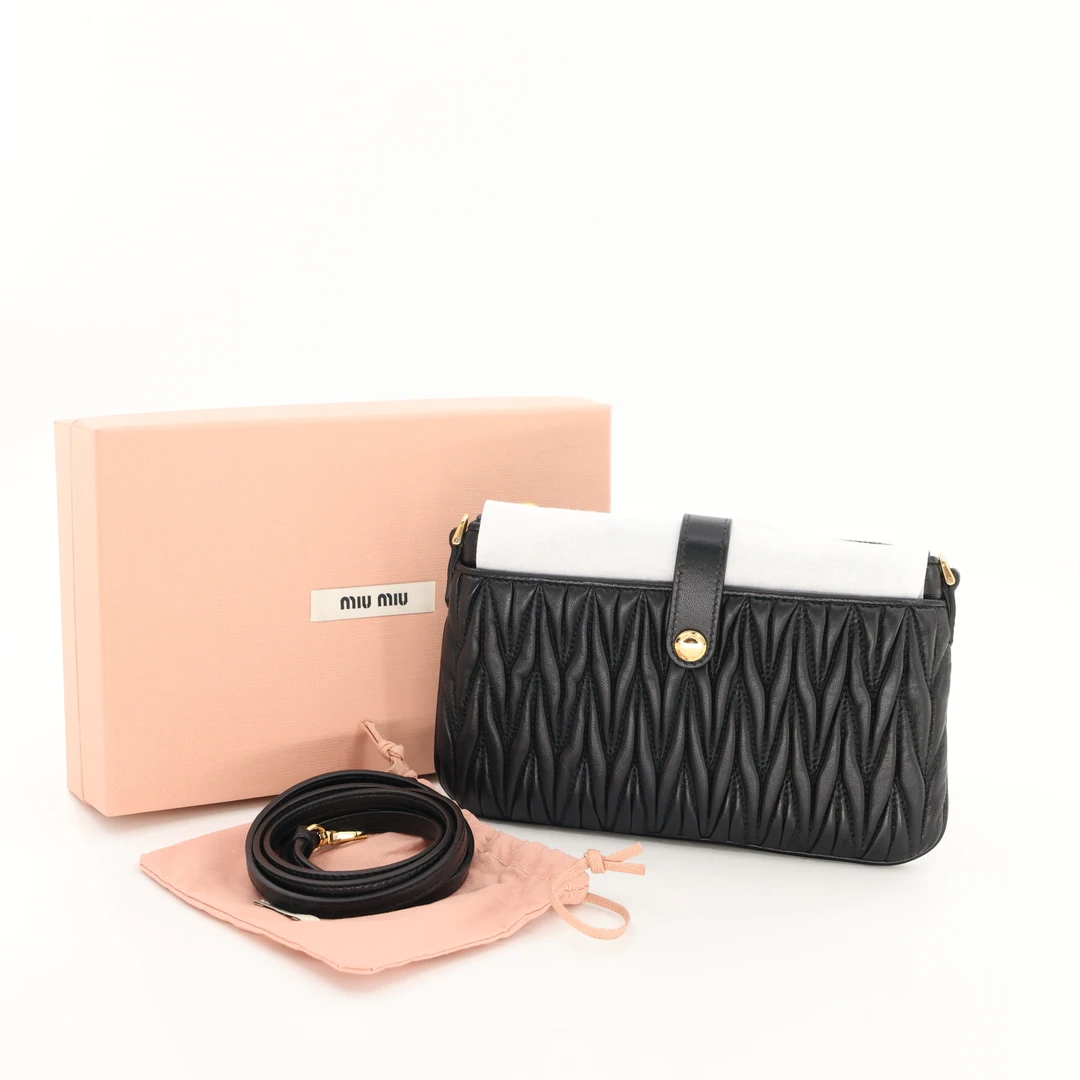 95新 MIU MIU/缪缪 带盒黑色链条单肩包/JM230823007