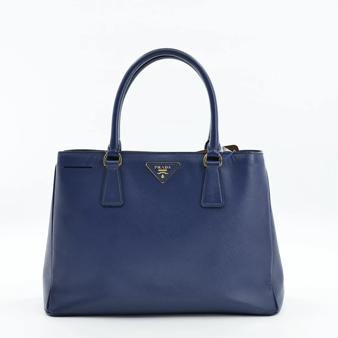 95新 Prada/普拉达 单肩包/市场价23000/JM230207018