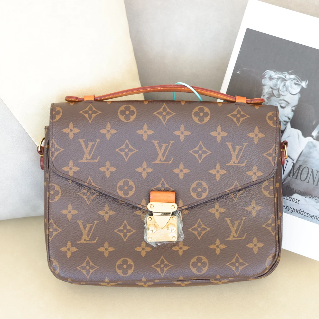 95新 LouisVuitton/路易威登 邮差包/市场价19700/JM231008076