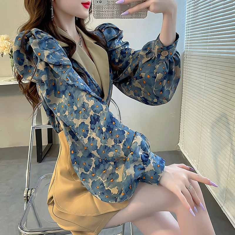 法式别致小衫秋装大码印花泡泡袖上衣女小众轻奢气质西装领衬衫仙