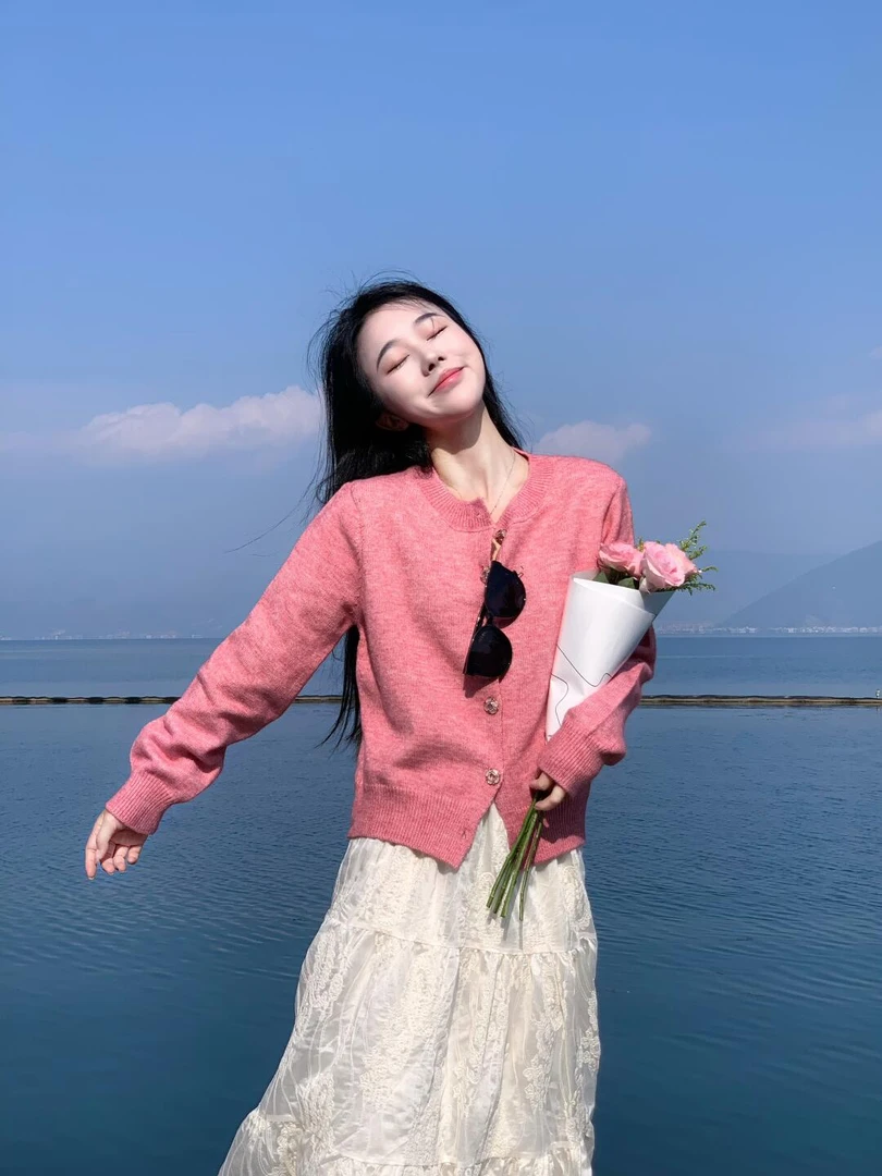 韩系粉色针织开衫外套女秋冬高级感长袖上衣百搭温柔风半身裙套装