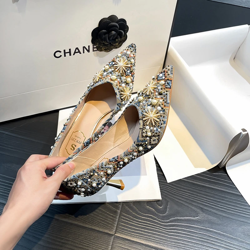 2024新款小众尖头水钻法式高跟细跟轻奢风女鞋新款手工单鞋女