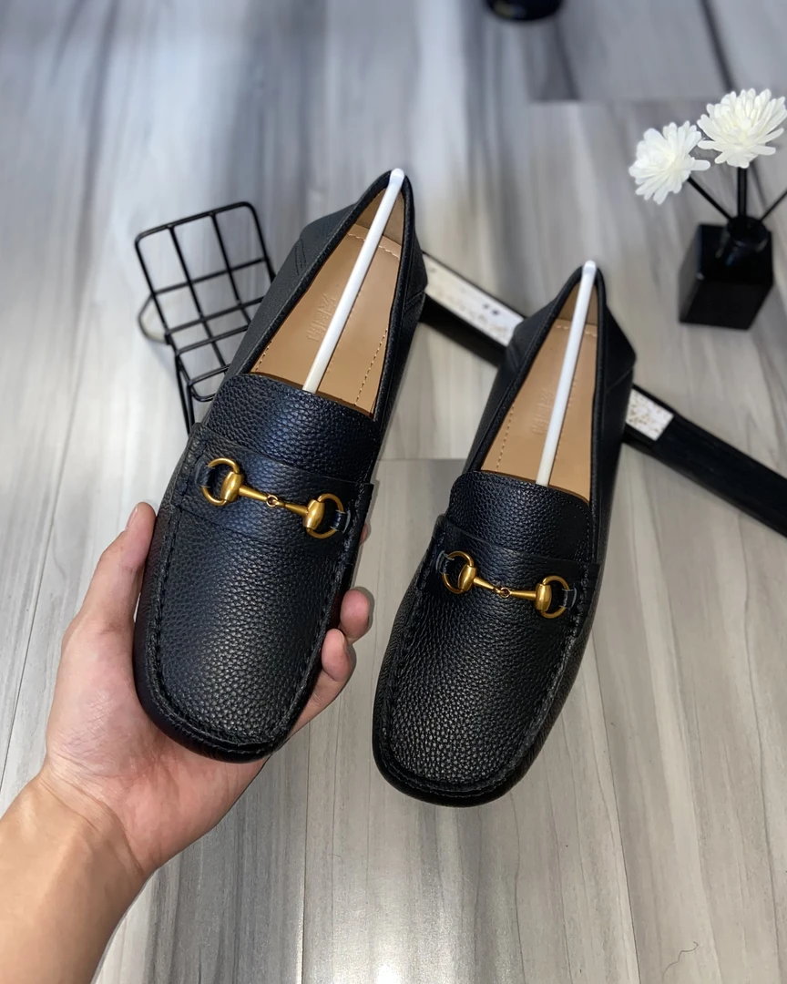 小螺号2024男士商务纯手工真皮豆豆鞋经典时尚百搭黑色休闲乐福鞋