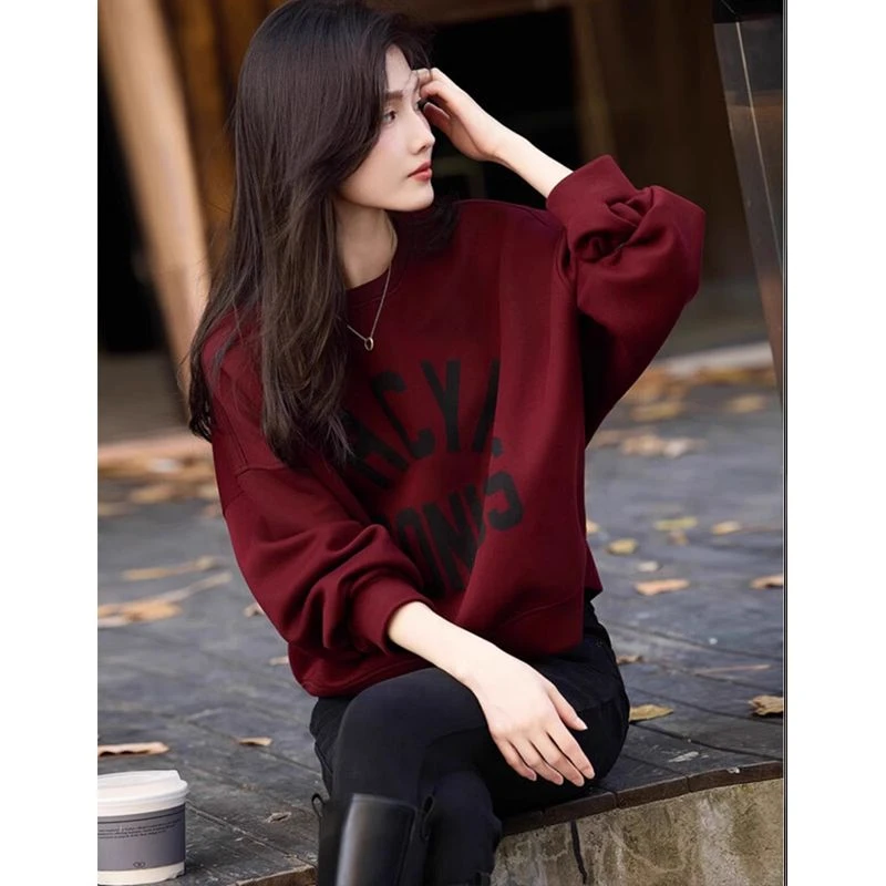 2024秋冬圆领新款减龄字母印花套头上衣宽松时尚气质百搭休闲卫衣