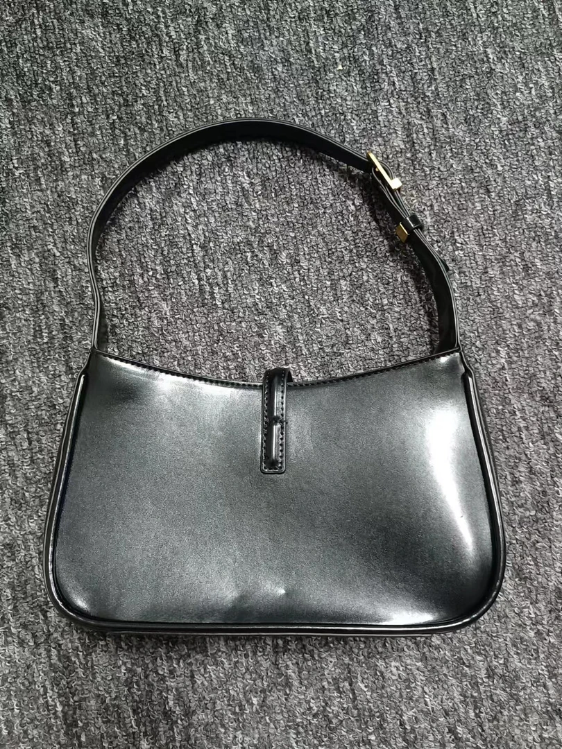 LQ-WITH-QUEEN真皮女包0052腋下黑色