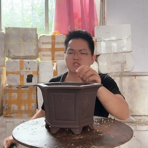 红陶20CM（含）-50CM（不含）六方刻绘23
