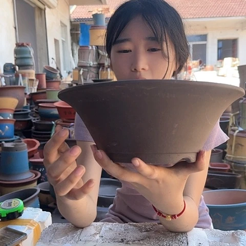 红陶20CM（含）-50CM（不含）27➕27斗盆