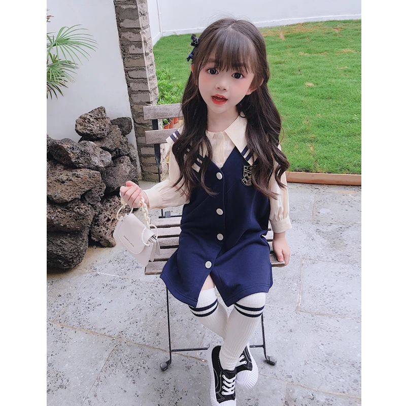 女童学院风套装DM158