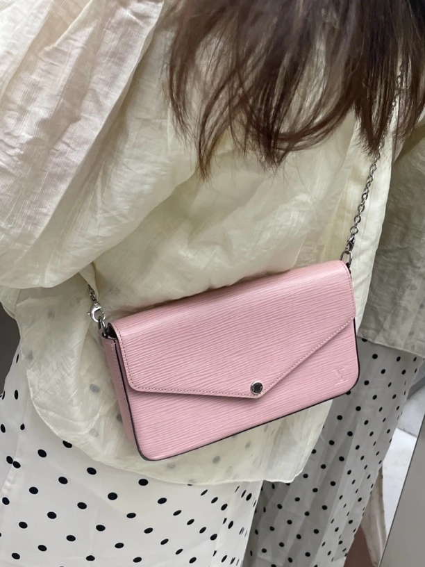 95新 LouisVuitton/路易威登 樱花粉水波纹三合一单肩包