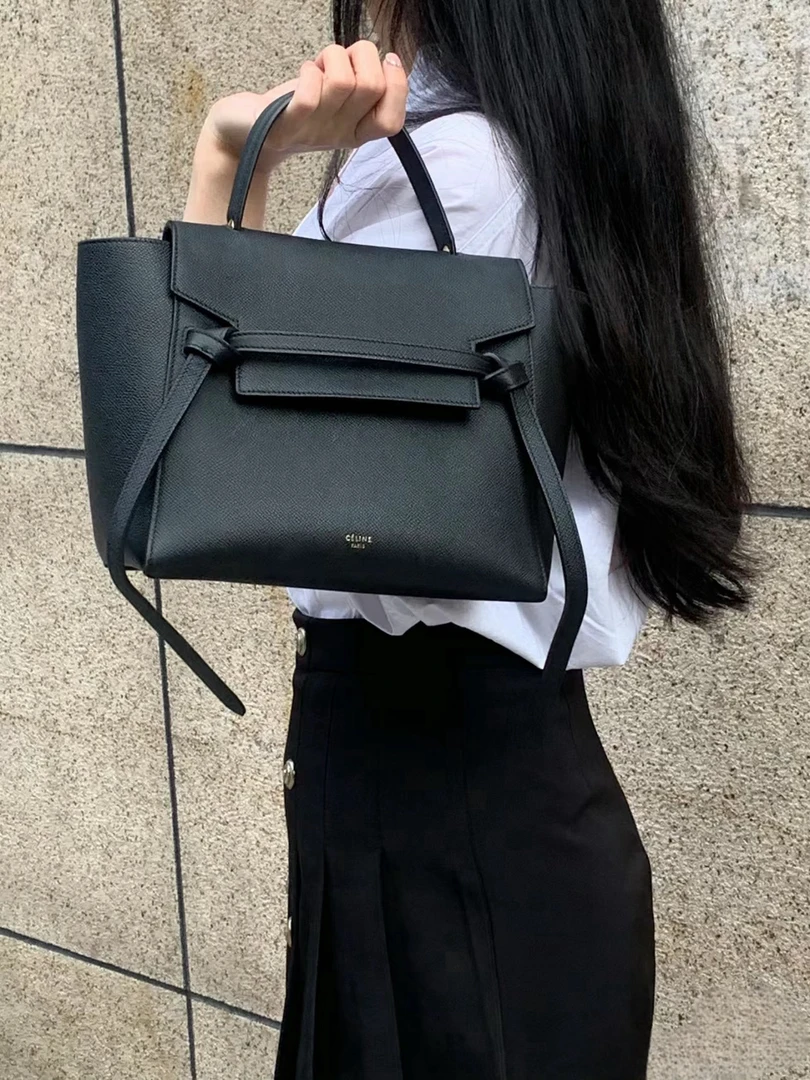 95新 Celine/思琳 黑色全皮颗粒纹Micro鲶鱼手提单肩包