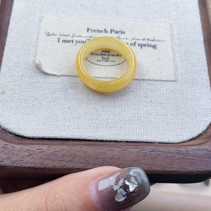 翡翠戒指未镶嵌18 号