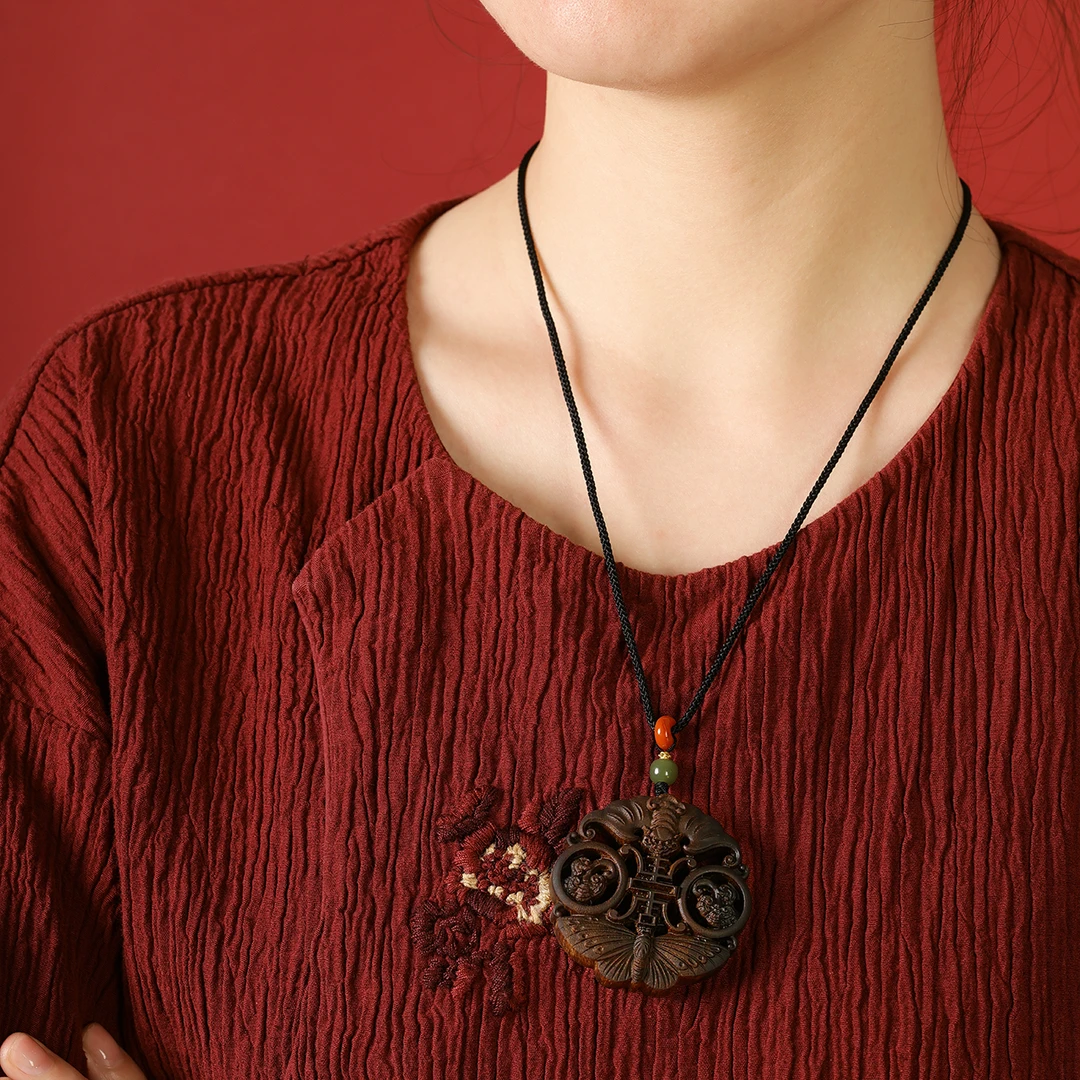 【原木】越南芽庄沉水黄金白棋楠手工雕刻福寿牌沉香木雕吊坠