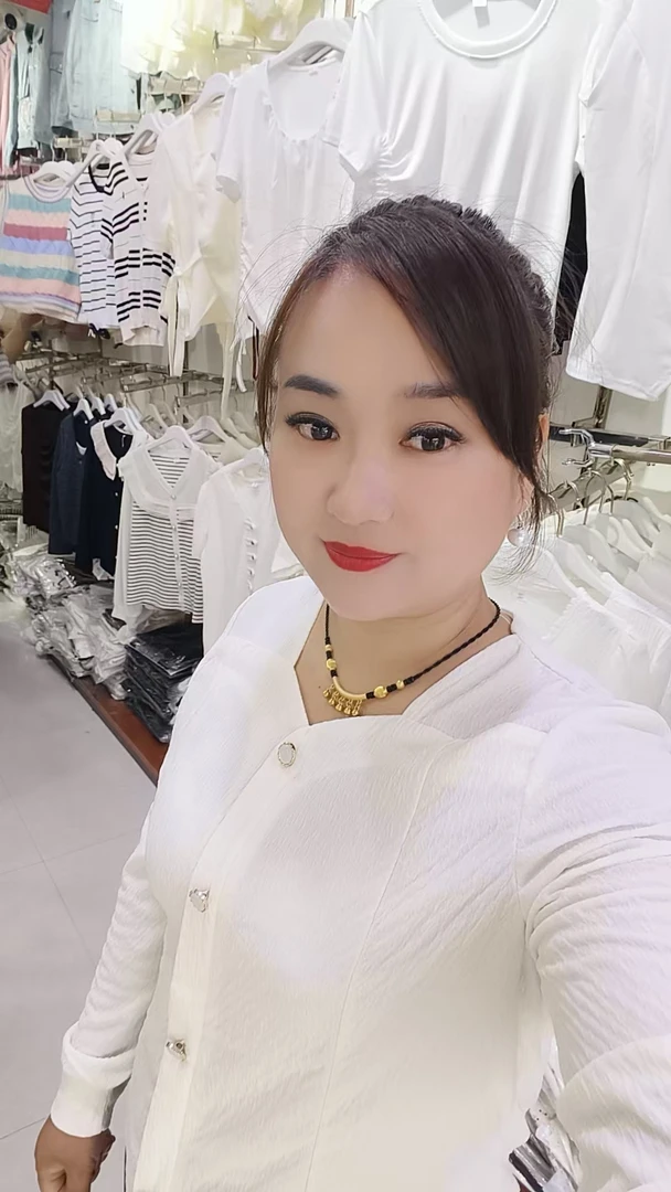 方领小香风长袖上衣女洋气秋装新款打底小衫别致提花开衫57