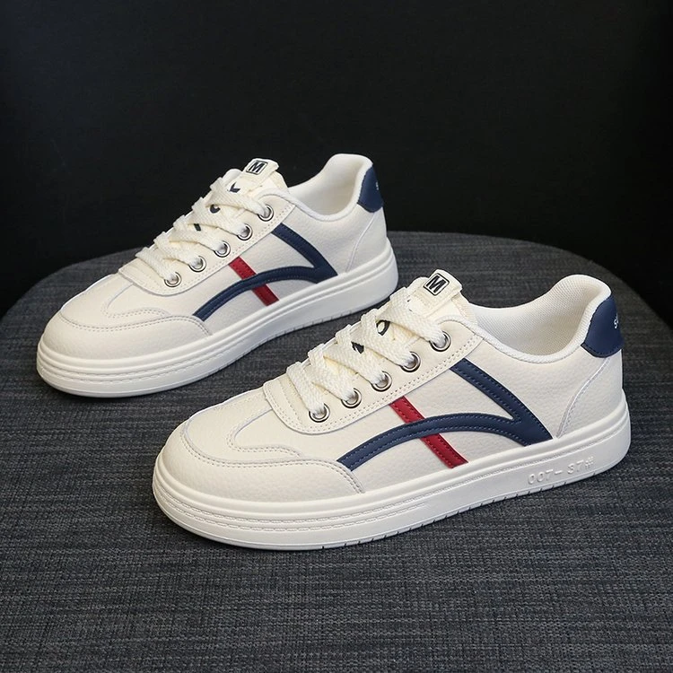 爆款小白鞋女款春季2024新款网红透气平底学生鞋子百搭夏季运动鞋