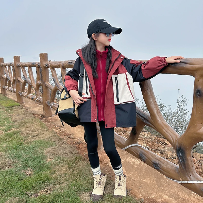 女童冲锋衣三合一可拆卸春秋款2025新款大童春季儿童防风外套外出