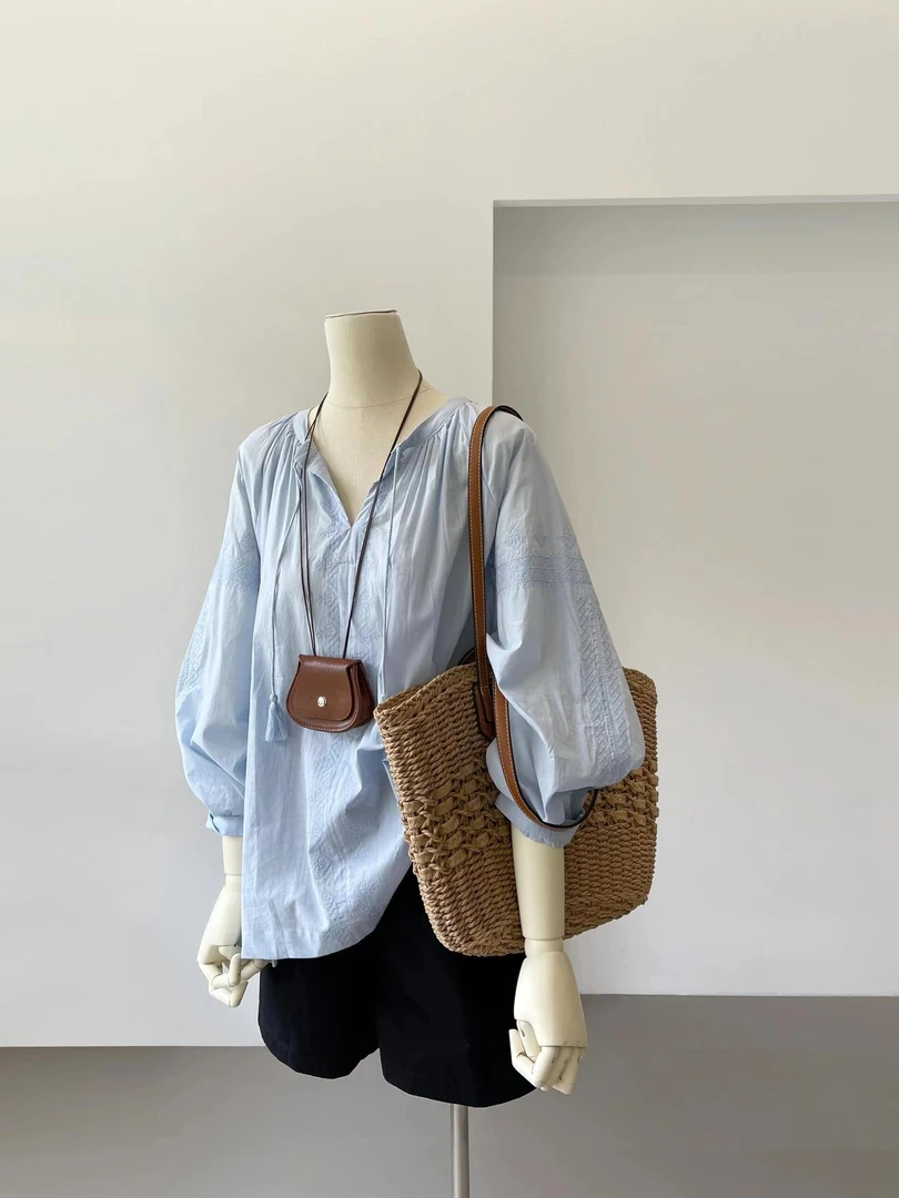 夏季新款法式慵懒蓝色重工刺绣系带流苏衬衫女休闲百搭高腰短裤女