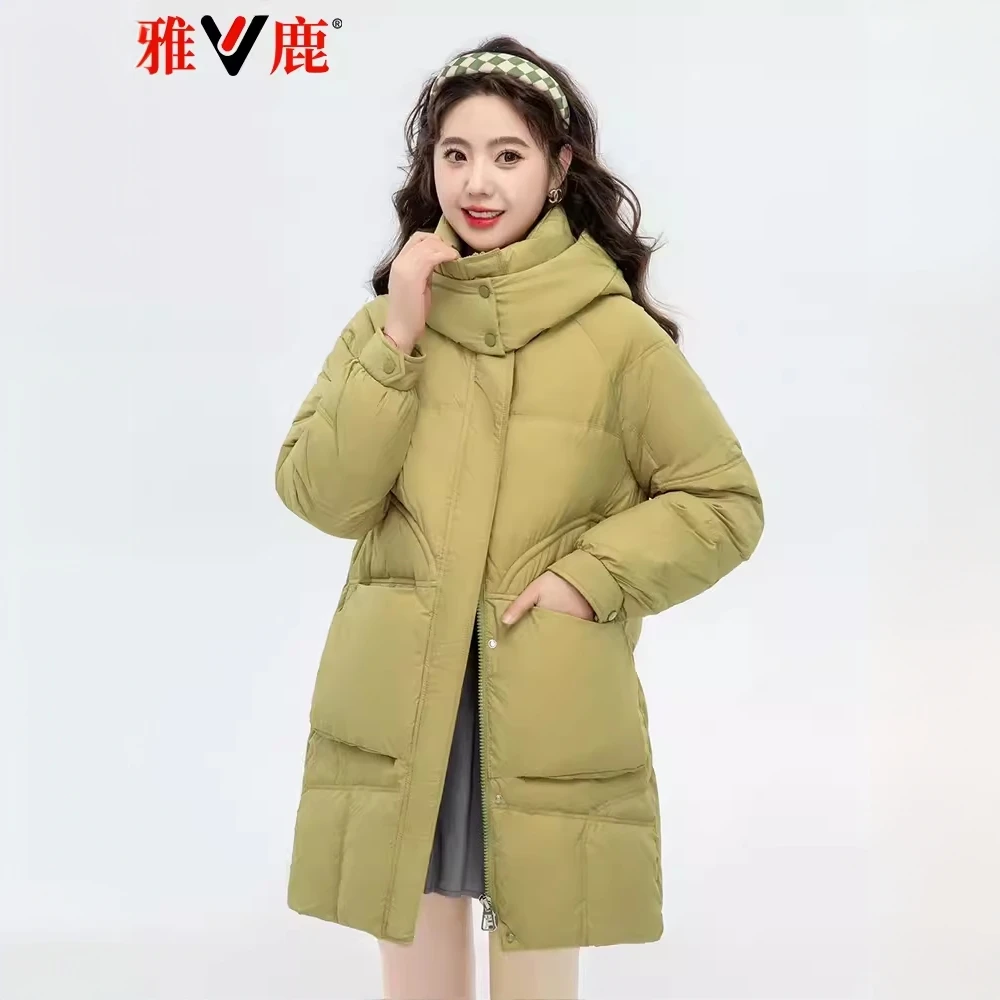雅鹿正品秋冬新款羽绒服女中长款大码宽松时尚中老年外套反季加厚