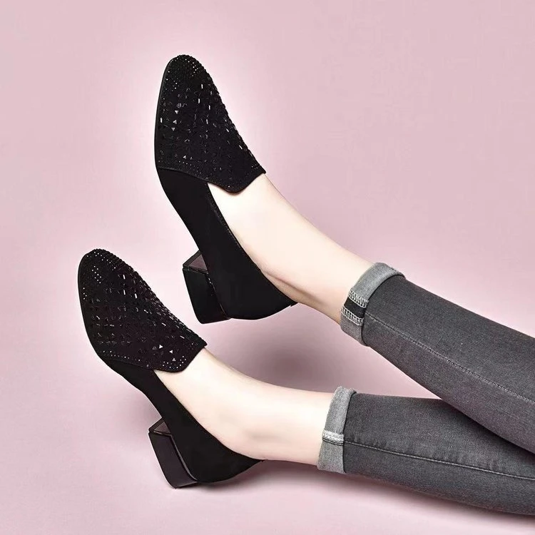 2024夏季新款妈妈鞋时尚百搭粗跟软皮圆头女鞋低跟休闲单鞋豆豆鞋