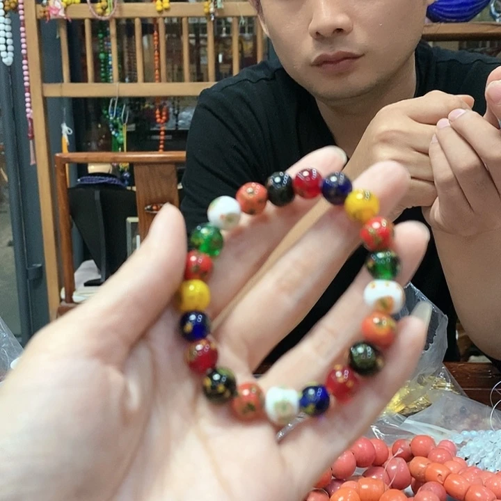 琉璃颈饰?**?467789788889999