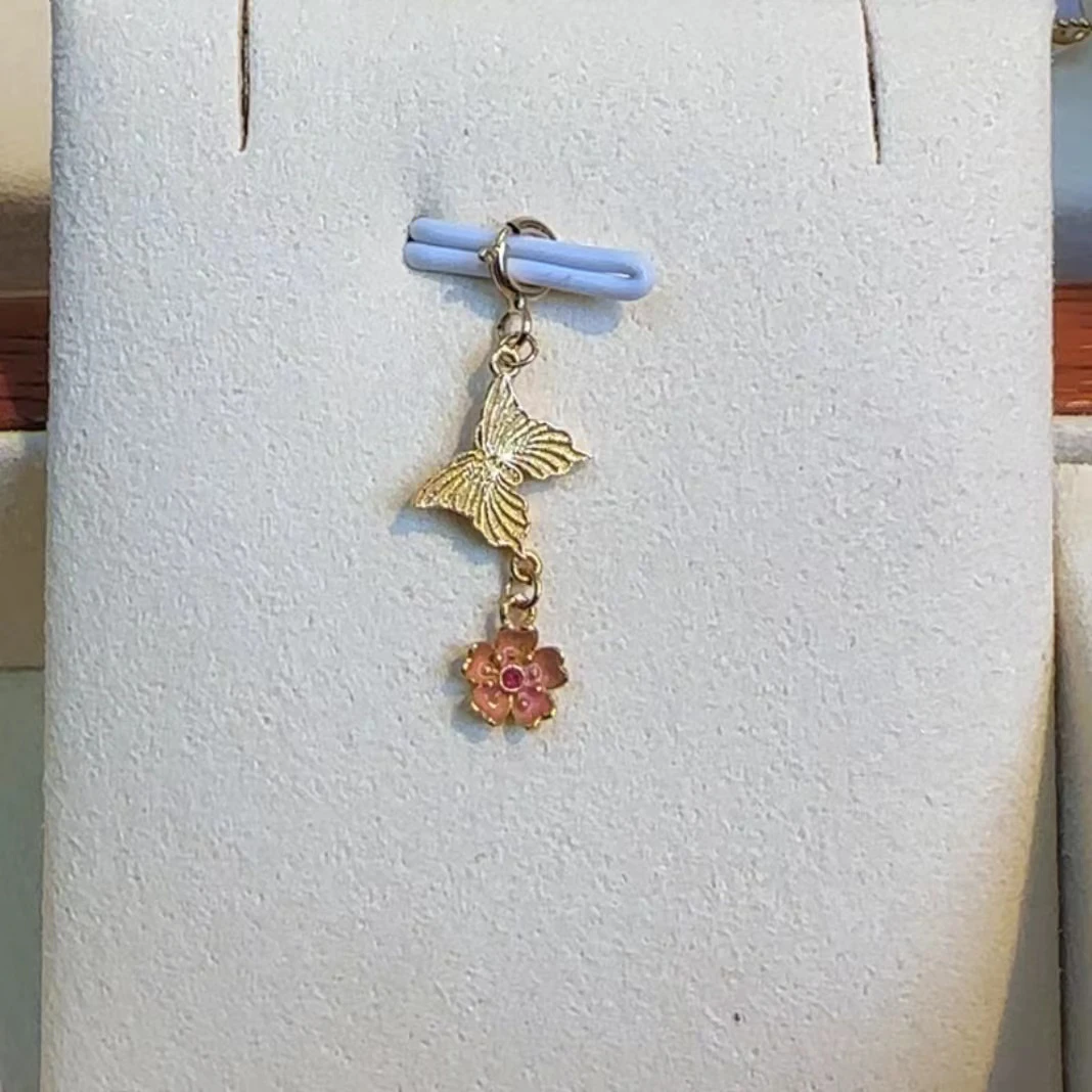 18k金素金小蝴蝶滴溜