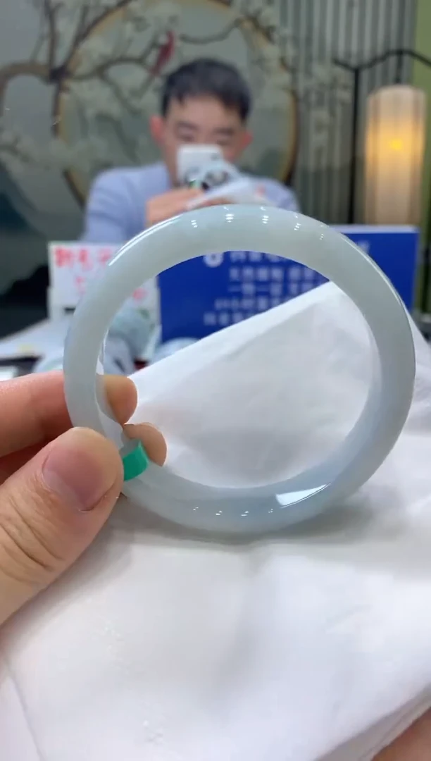 【闪购商品】翡翠手镯未镶嵌09953