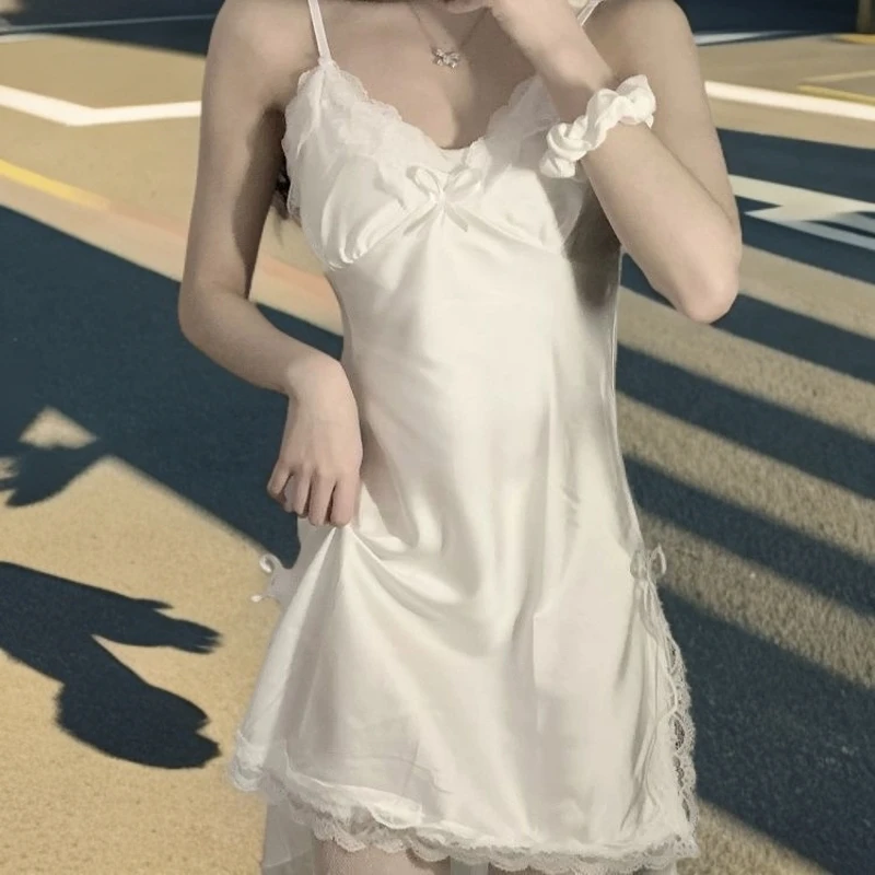 ins蕾丝性感纯欲睡裙女内衣夏季薄款网红美背吊带短款蝴蝶结睡衣