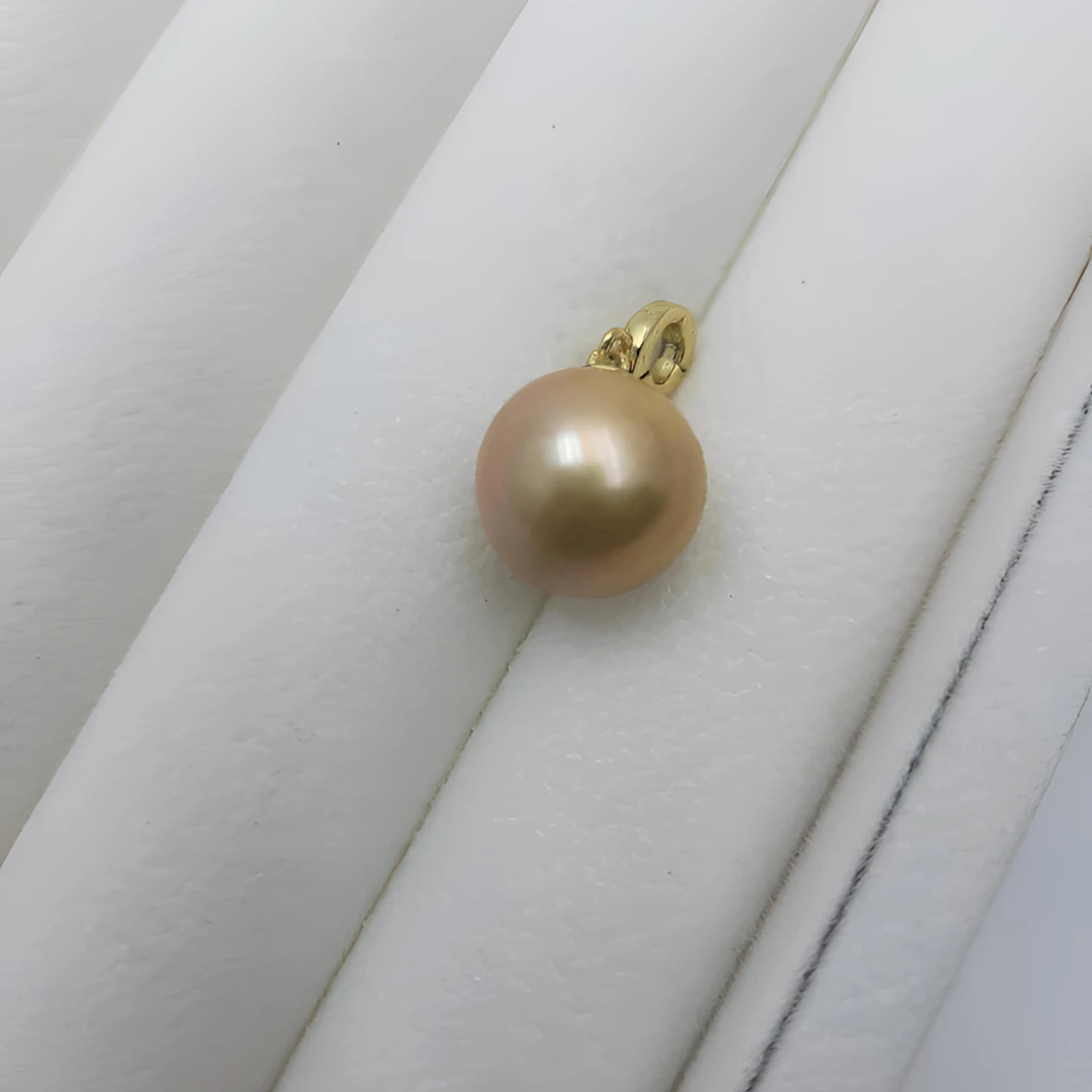 菲律宾浓茶金吊坠11+mm超大点位强光简单经典简约金色