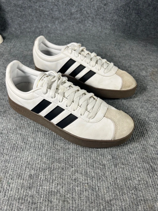 二手正品41码255 adidas 板鞋 男女同款 白灰