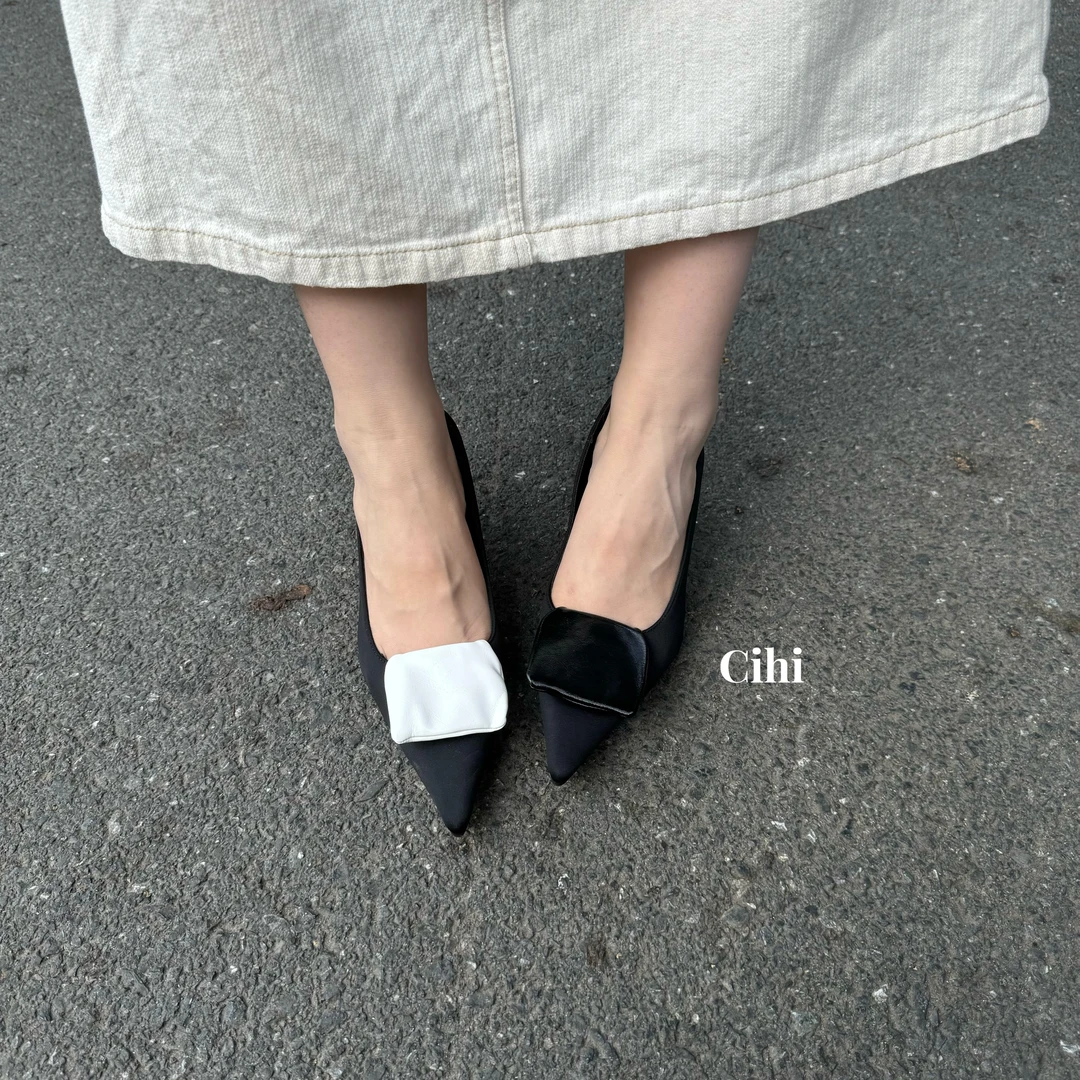 Cihi設計/262-空白格-巨巨显貴氣尖头亮面黑白设计感外穿低跟单鞋